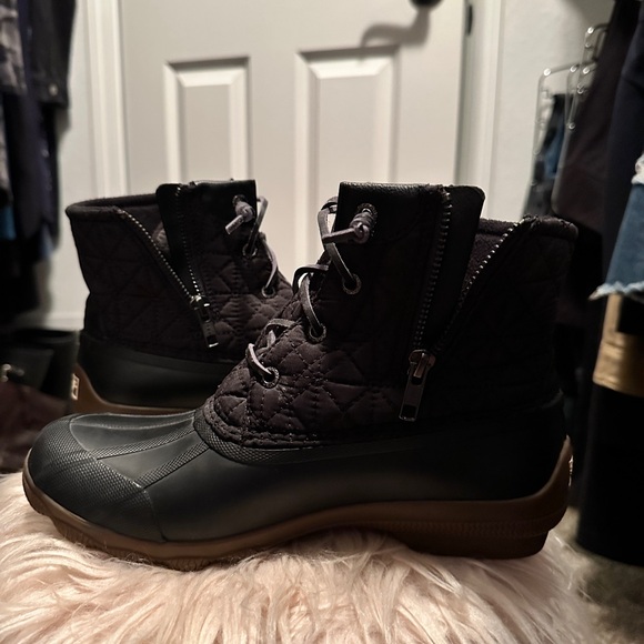 Sperry duck boots, size 7. No box, smoke free home. - Picture 2 of 7